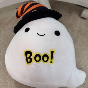 Grace the Ghost Squishmallo 👻